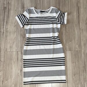 Mikarose Monochrome Striped Top Gray/beige